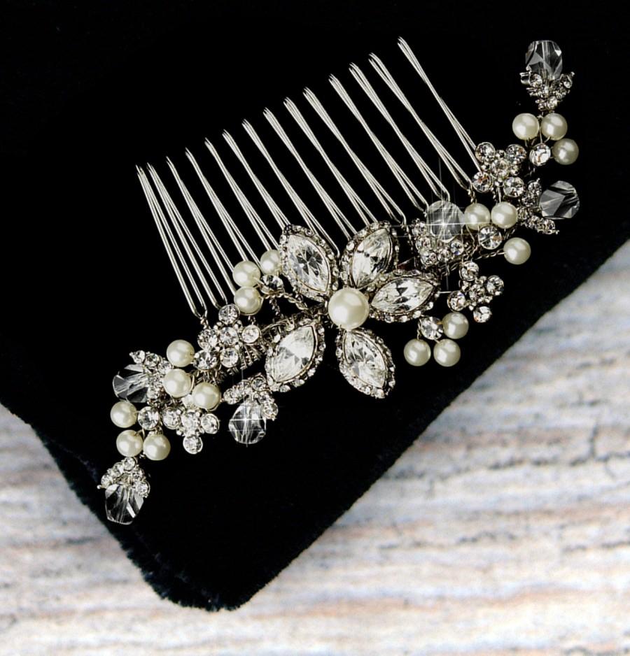 Свадьба - Vintage Style Pearl and Crystal Hair Comb, Pearl Bridal Hair Comb, Wedding Hair Comb, Floral Bridal Headpiece, Bridal Hair Jewelry