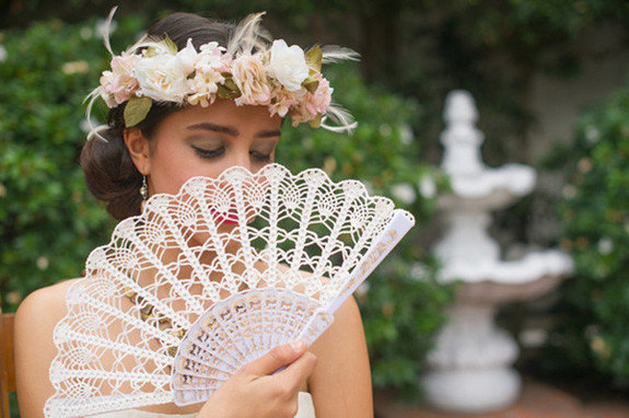 زفاف - Wedding Lace Fan- Hand Held Fan- Handmade Lace Hand Fan- Folding Hand Fan- Spanish Wedding Fan- Bridal Fan- Wedding Prop- Mother Of Bride