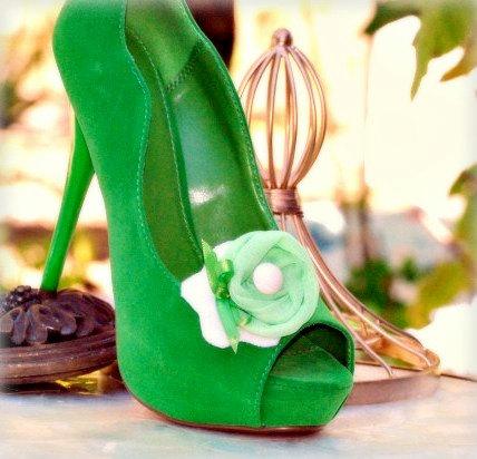 Hochzeit - Mint & Cream Rosette Shoe Clips. Etsy Handmade Fashion, Night Out Date, Bridal Accessory, Feminine Bride Bridesmaid, Spring Gift Under 50 40