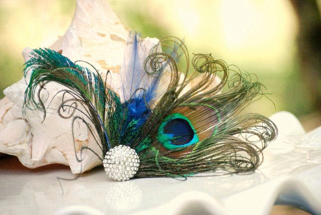 Mariage - Wedding Fascinator Comb. Elegant Peacock Sword Rooster Feathers & Rhinestone. Bride Bridal Party Bridesmaid Gift, Burlesque Teal Navy Gold
