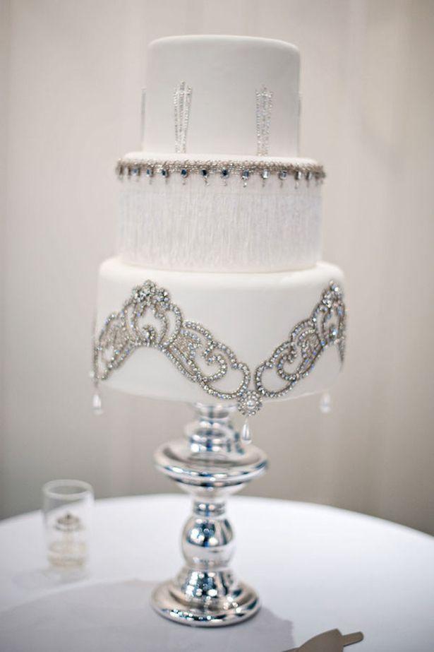 Hochzeit - 10 Fabulous Winter Wedding Cakes