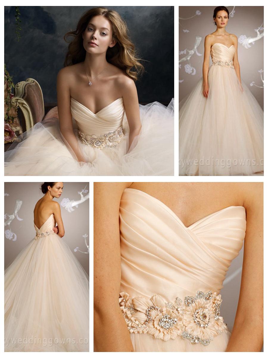 Свадьба - Blush Romantic Tulle Bridal Ball Gown with Floral Jewel Band