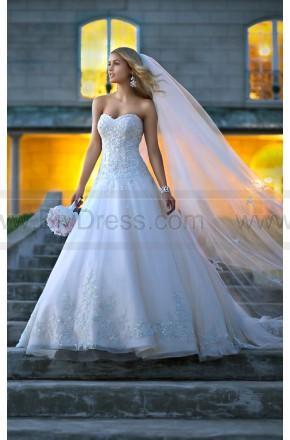 Mariage - Stella York Wedding Dress Style 5833 (Include:Crown Veil Gloves Petticoats)