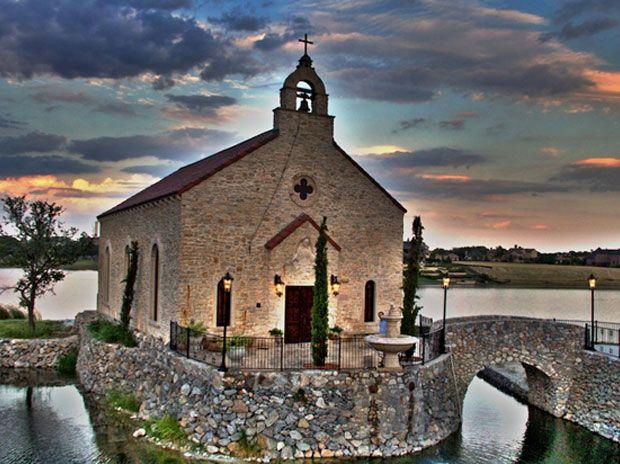 Hochzeit - Wedding Chapel • Bella Donna Chapel • McKinney, Texas