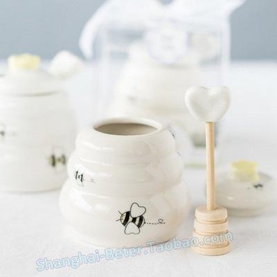 Hochzeit - 陶瓷蜂蜜罐,创意回礼,婚礼回礼TC006浪漫宜家家居 上海婚庆用品