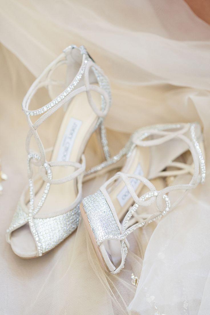 Свадьба - Modern Gatsby-Inspired French Wedding   Sparkly Gold Dress