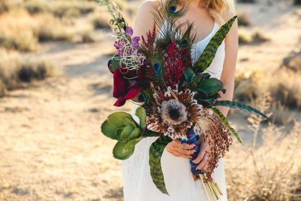 Hochzeit - This Joshua Tree Elopement Inspiration Is Full Of Colorful Southwestern Vibes