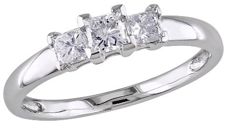 Свадьба - Diamond 1/2 CT. T.W. Princess Diamond 3 Stone Bridal Ring 14k White Gold (GH) (I2:I3)