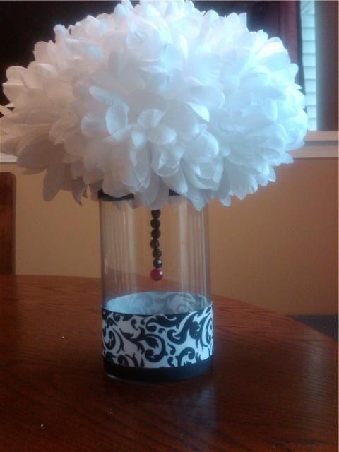Mariage - DIY Black And White Centerpieces 
