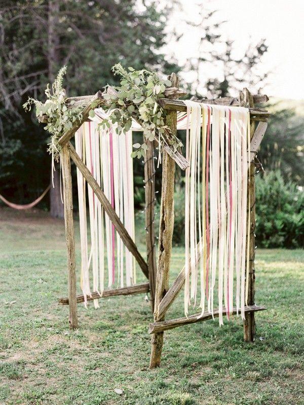 Wedding - 23 Utterly Romantic Ceremony Arches For Your Big Day