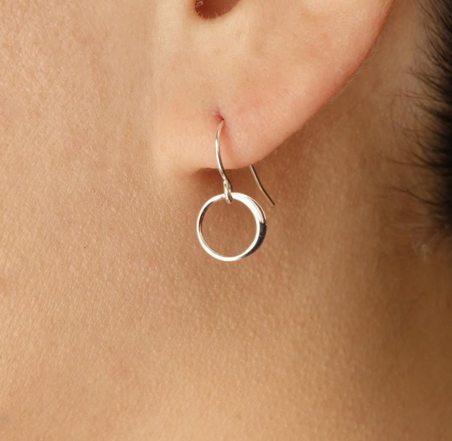 زفاف - Tiny Circle Drop Dangle Earrings Sterling Silver Dainty minimalist hammered dainty circle earrings bridesmaid gift wedding bridal jewelry 9