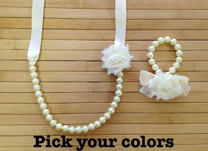 Mariage - Custom pearl, ribbon and shabby chic flower necklace and bracelet set, flower girl gift set, bridesmaid gift set, birthday gift,