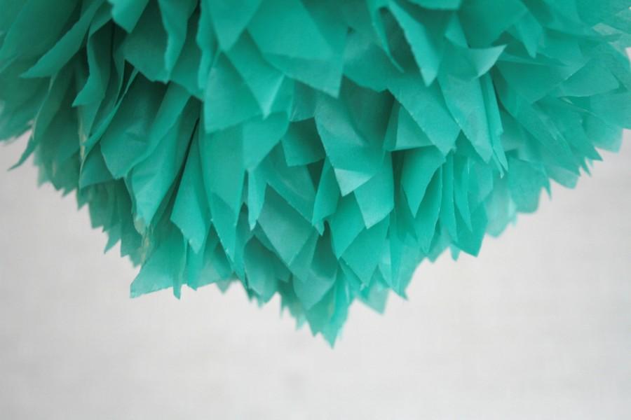 Wedding - party decoration ... Tissue pom ... emerald green // weddings // birthday party // st.patricks // 2013 color trend