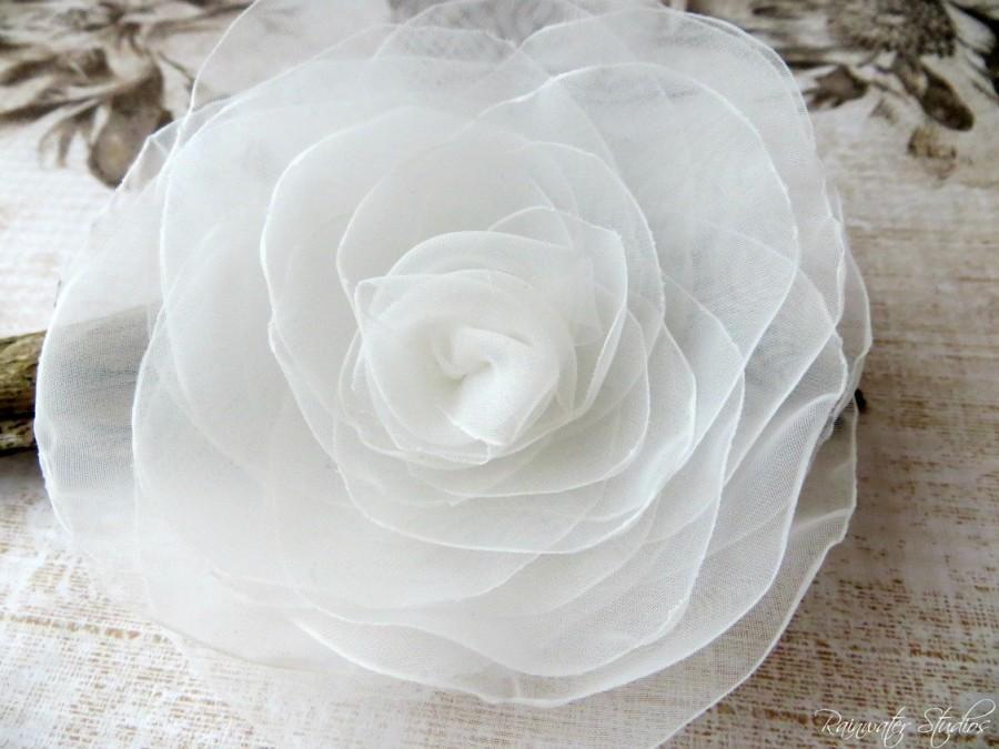 زفاف - Ivory Organza Wedding Hair Flower, Ivory Organza Hair Flower, Ivory Fascinator, Ivory Hair Clip