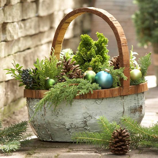 Wedding - Holiday-Inspired Outdoor Decorating That Lasts