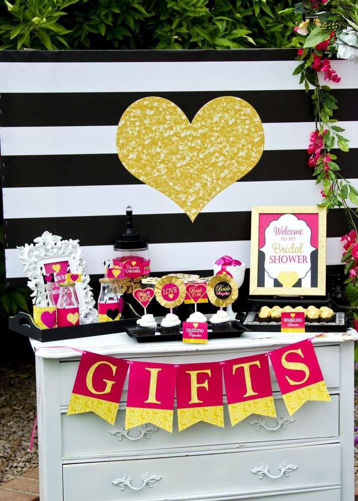 Mariage - Pink Black And White Bridal/Wedding Shower Party Ideas