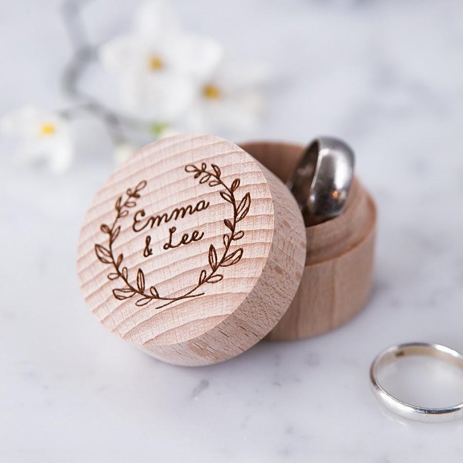 Wedding - Engraved Personalised Wreath Ring Box