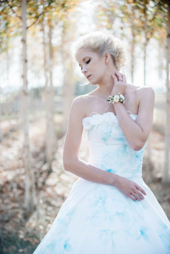 Hochzeit - Floral Wedding Dress Watercolor Romantic, BONAPARTE, Silk Cotton Blue Pink Blush