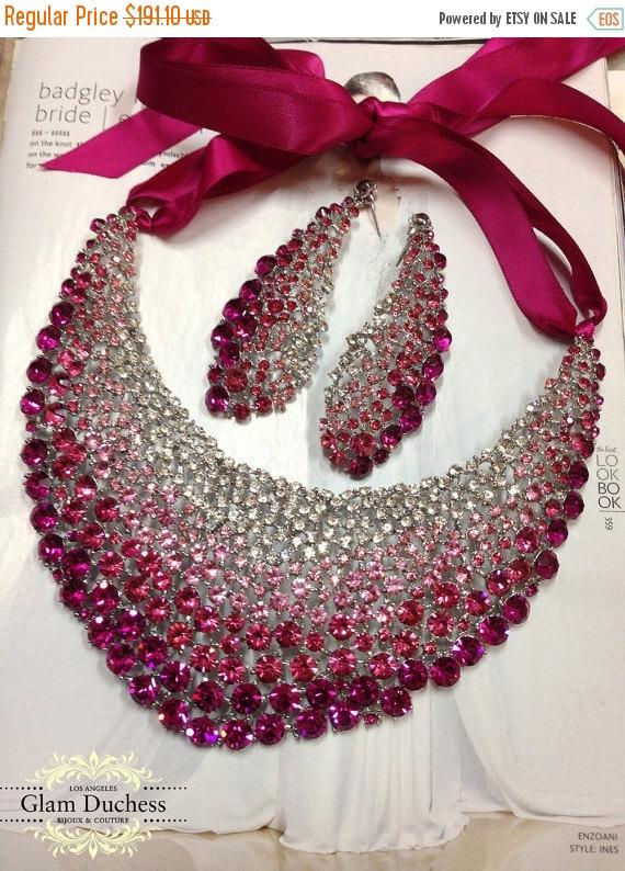 Hochzeit - Bridal jewelry set, wedding jewelry, bib necklace earrings, Chunky rhinestone bib necklace statement, hot pink crystal jewelry set