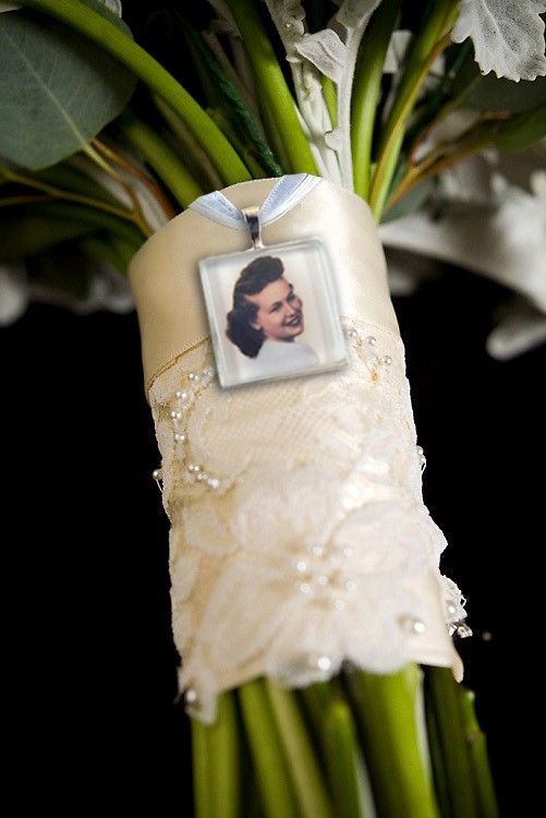Hochzeit - Inspired Wives: Wedding Bouquet Memorial Charms