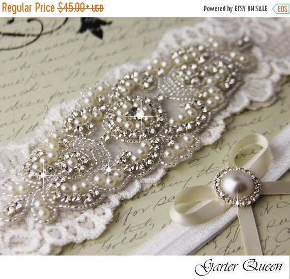 Hochzeit - 15% OFF Pearl Bridal Garter, Ivory Lace Wedding Garter, Ivory garter Set, Lace Bridal Garter Set, Personalized Garter