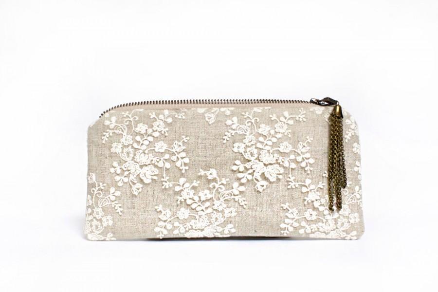 Wedding - Lace and Linen clutch, Bridal accessories, Wedding gift, Bridesmaid gift, Bridesmaid purses, Vintage wedding, Lace bridal clutch, Lace purse