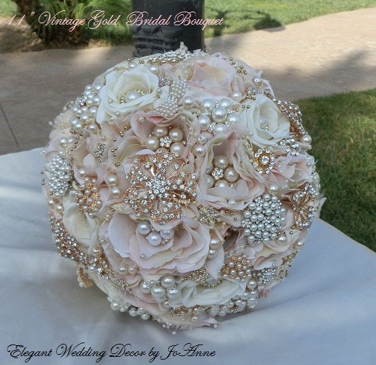 Свадьба - PINK AND GOLD Brooch Bouquet, Deposit Only For A Gold Brooch Bouquet, Ivory And Gold Bouquet, Rose Gold Bouquet, Pink Jeweled Bouquet