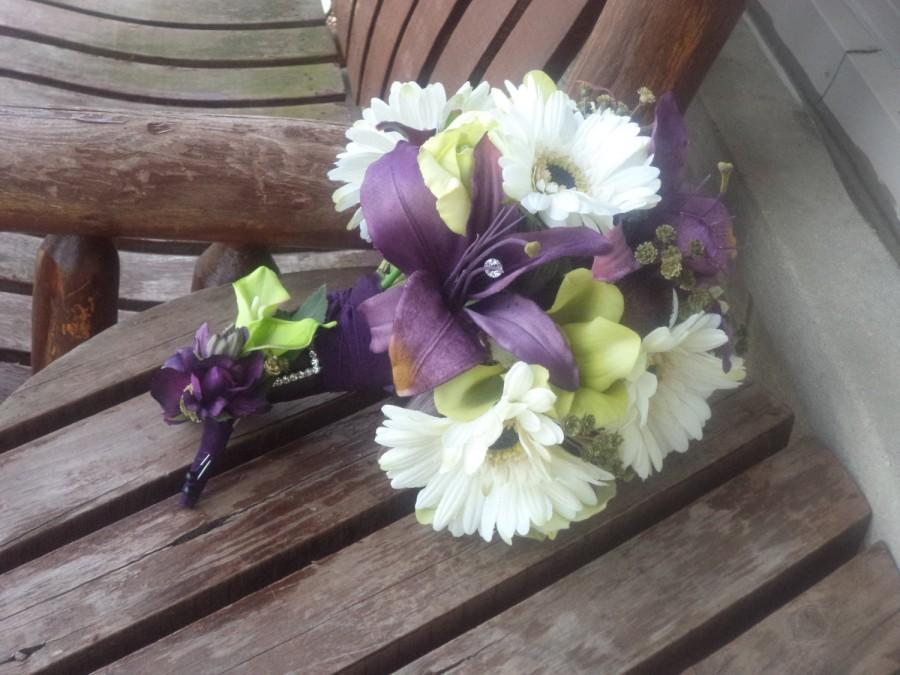 زفاف - Real Touch Rose and Purple Lily Silk Bridal Bouquet / Grooms Boutonniere / Silk Wedding Flowers / Artificial Wedding Flowers / Fall Wedding