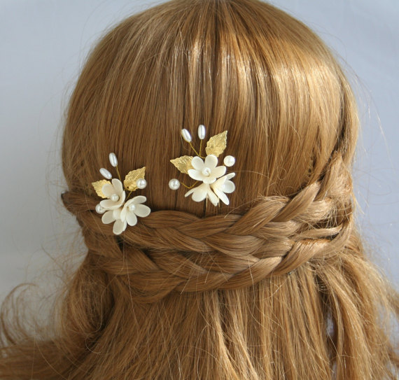 Wedding - Flower bridal hair pin, wedding hair pin, flower hair pins, Pearls hair pin, Bridal hair flower, Gold wedding hair pins, clay flower