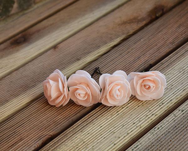 Hochzeit - Peach rose  flower hair clip, wedding hair clip, bridal hair clip, Pink flowers Wedding clip, wedding hair accessories, Bridesmaid Hair
