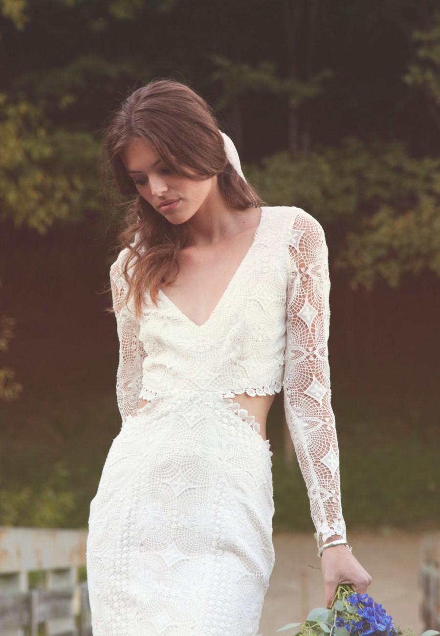 Hochzeit - Bohemian Lace Wedding Dress, Backless Gown, Long Sleeves Lace Dress, Crochet Lace Wedding Gown - "Brit"