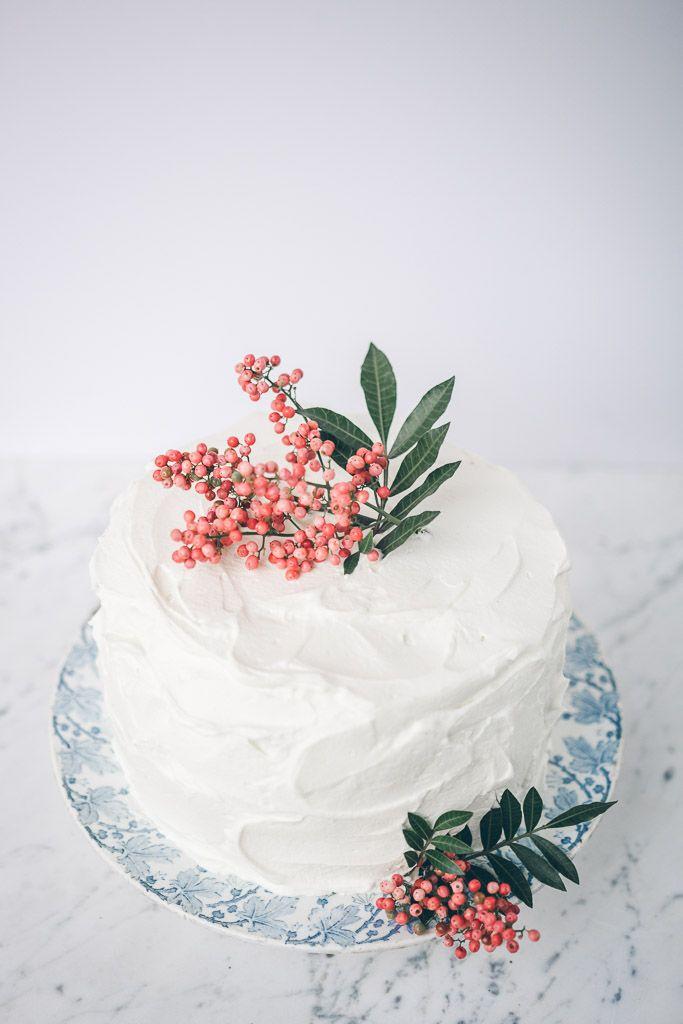 Hochzeit - Almond Crepe Cake With Raspberry-Rose Cream