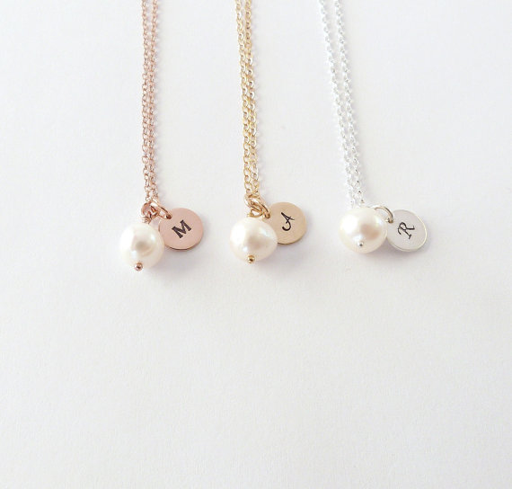 Свадьба - Personalized Bridesmaid Gift, Freshwater Pearl, Initial Necklace, Bridal Jewelry, Bridesmaid Gift Box, Pearl Jewelry