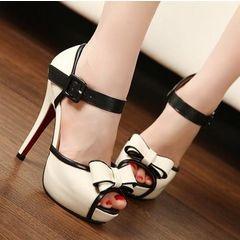 Mariage - Vintage High Heel Sandals With Bow