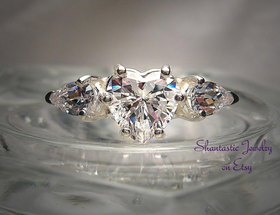 زفاف - Warm White Precision Cut Heart and Pear Cubic Zirconia Sterling Silver Three Stone Ring Made to Order