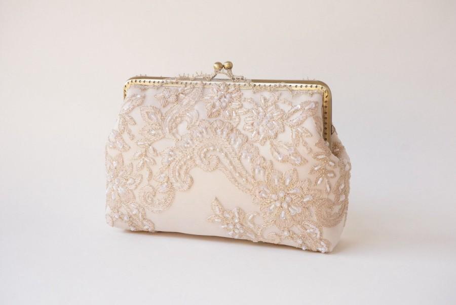 Mariage - Champagne Beige Lace Clutch Purse / Lace Clutch / wedding bag / bridesmaid clutch / Glam Bridal clutch /  Evening clutch / Formal Party Pu