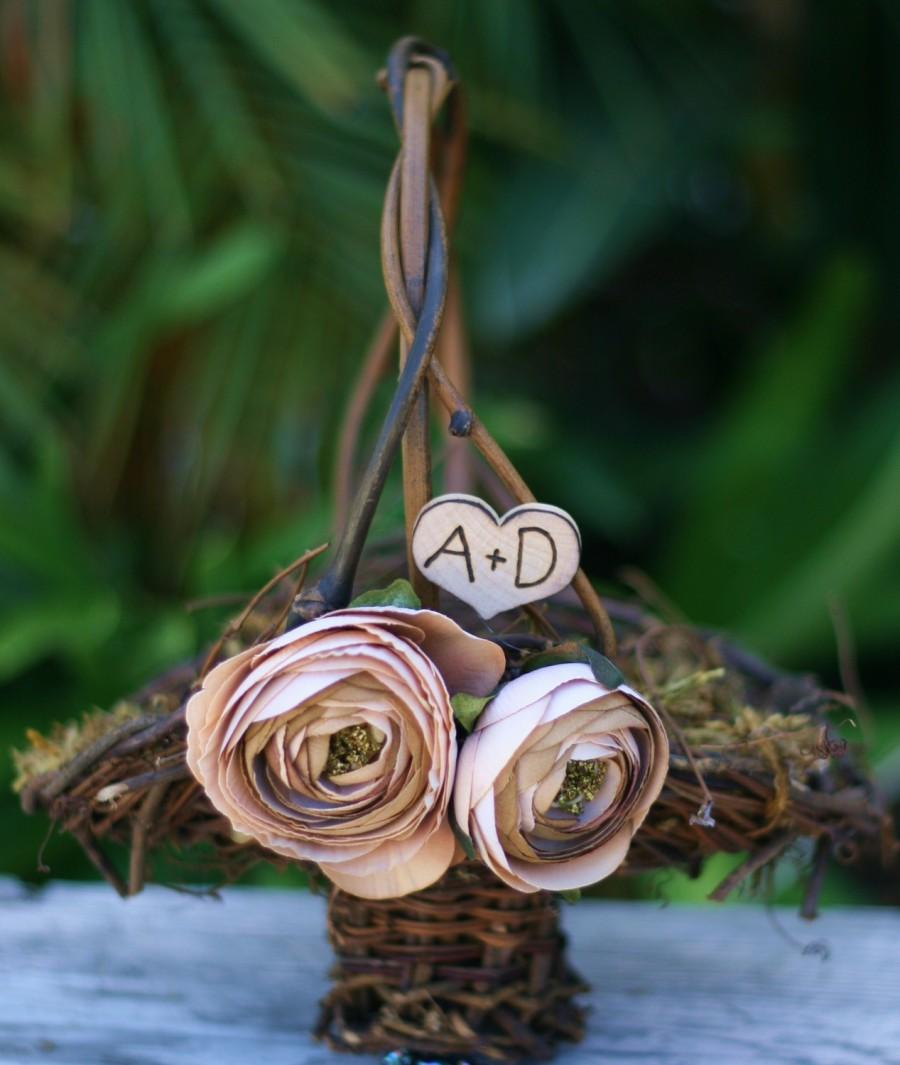 Свадьба - Flower Girl Basket Rustic Wedding Shabby Chic (item B10100)