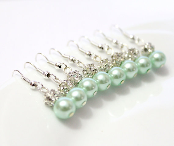 زفاف - 4 Pairs Mint Pearls Earrings, Set of 4 Bridesmaid Earrings, Pearl Drop Earrings, Swarovski Pearl Earrings, Pearls in Sterling Silver, 8 mm