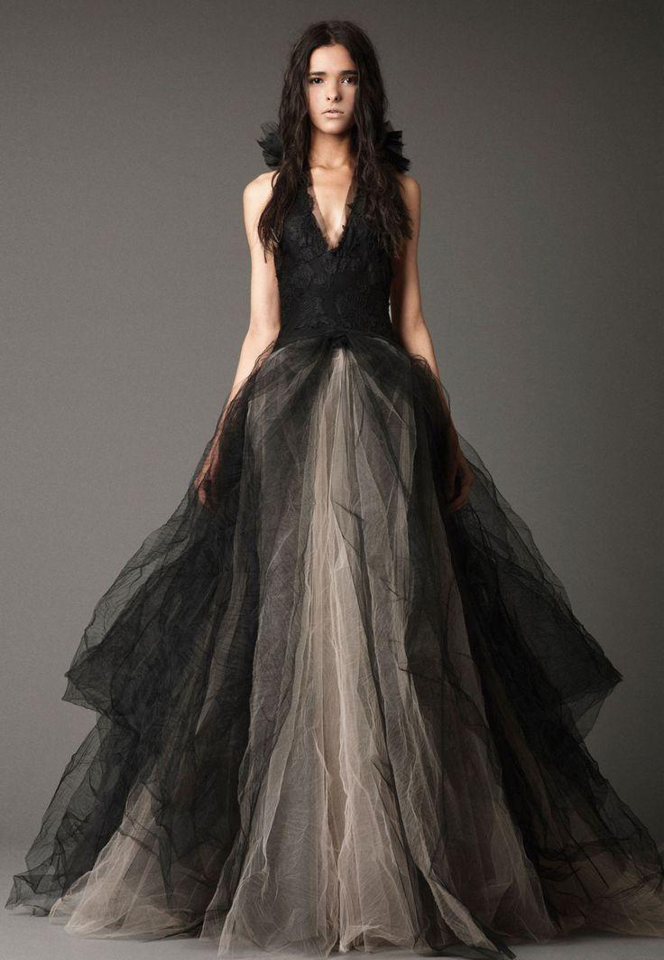Свадьба - Shenae Grimes' Wedding Dress: The Bride Wore One Of The BLACK Vera Wang Gowns—and It Looked AWESOME On Her!