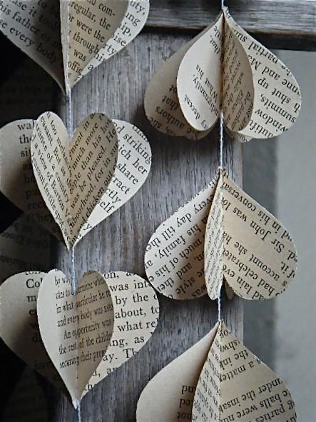 Hochzeit - 3D Paper Mobile, Harry Potter, Hearts Mobile, Paper Decoration, Kids Decor, Vintage Book, Party Decoration, Paper Mobile, Photo Prop, Hearts