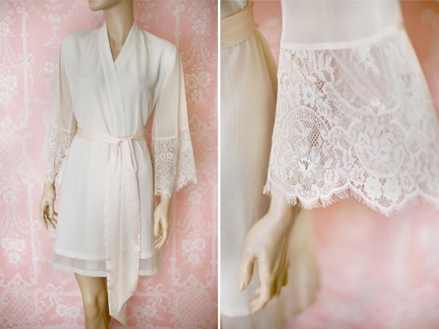زفاف - Virginie. 2 Custom lined chiffon robes in ivory with champagne sash. Bridal robe Bridal lingerie robe Luxury lingerie Wedding lingerie