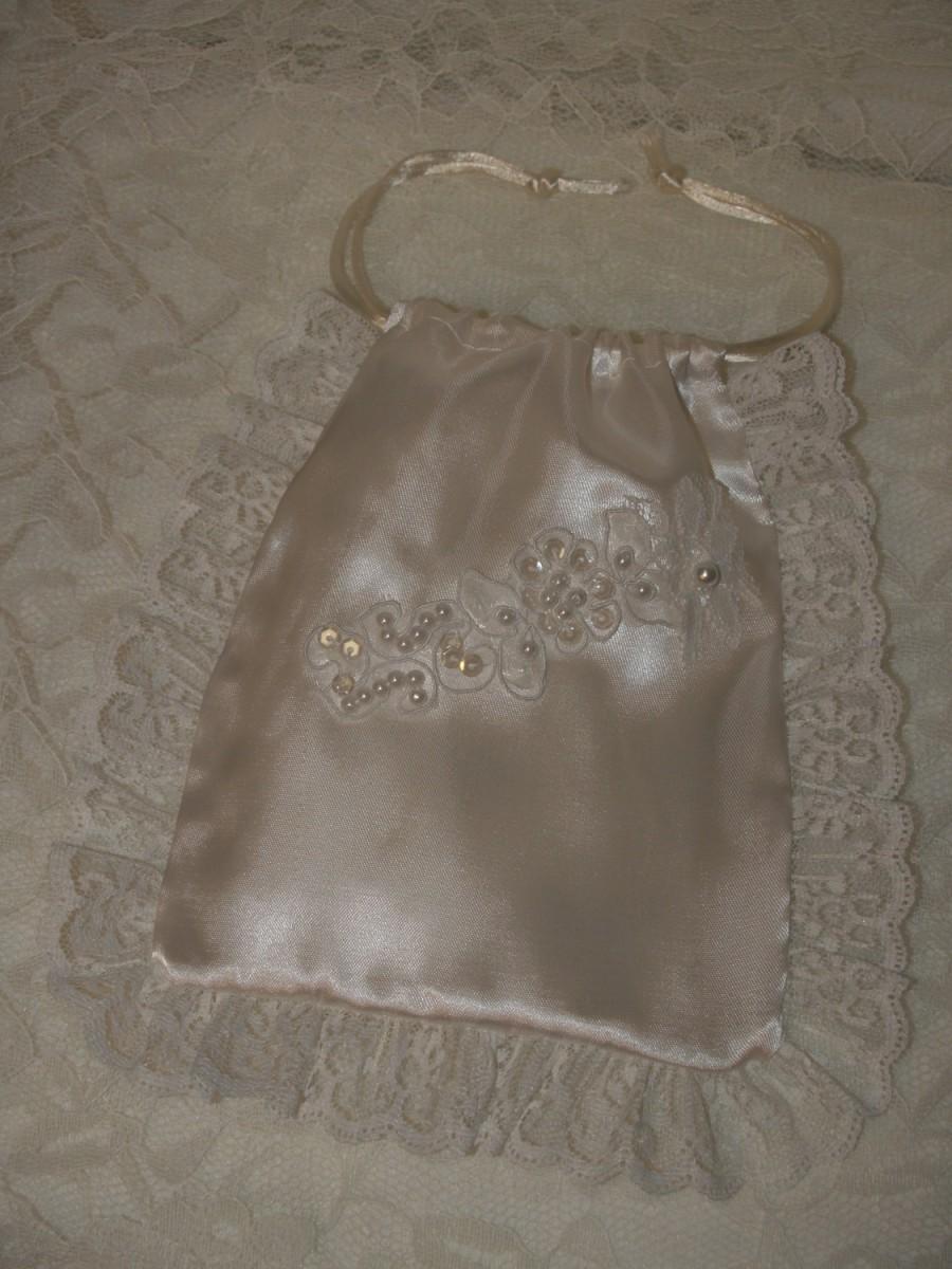 زفاف - Bridal Money Bag Satin pouch for brides necessities adorned with beaded appliqué, money dance, card holder, purse