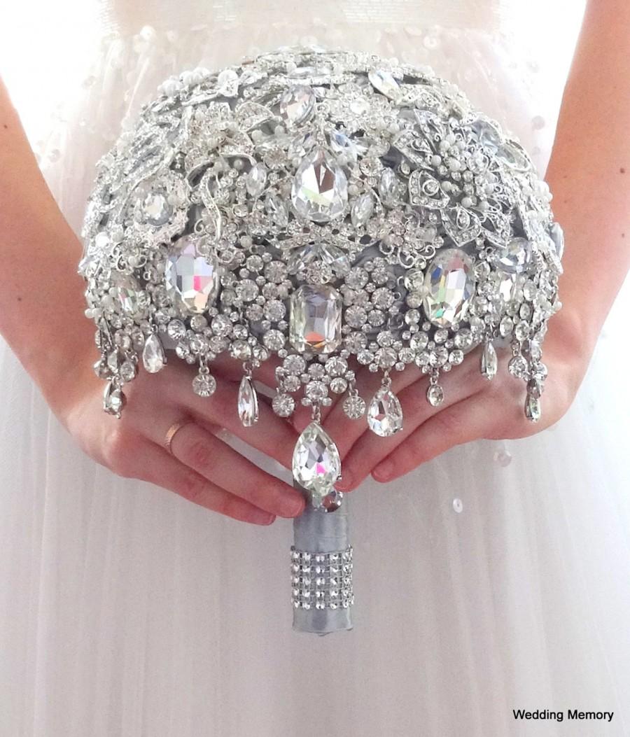 Свадьба - Full price Crystal silver white BROOCH BOUQUET. gray white bouquet by MemoryWedding