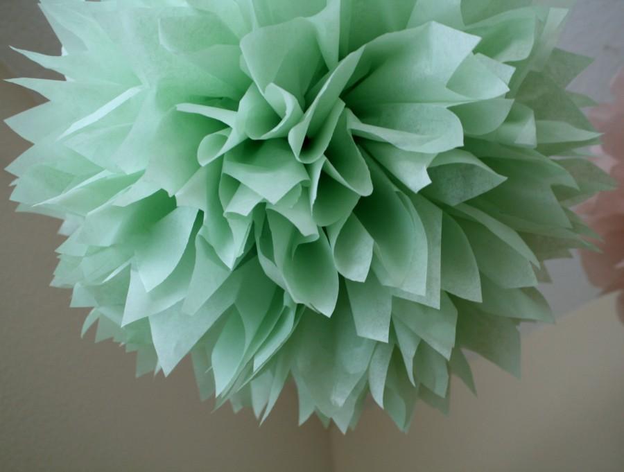 Mariage - COOL SAGE / 1 tissue paper pom pom / diy / wedding decorations / st patricks day / green decorations / birthday party decor / sage green