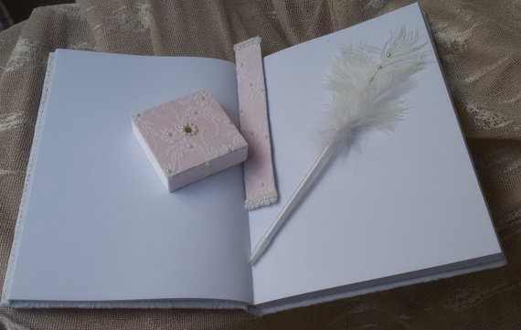 Свадьба - Unıque wedding pen set, Pearl and Diamente, Hand made pink pen set, Of white lace bookmark, Bookmark and pen,Pearl pen and bookmarks