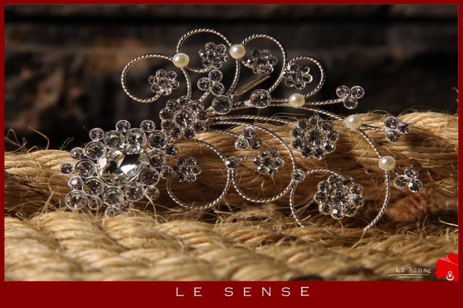 Hochzeit - Unique handmade wedding silver hair pin crown tiara ,tiara crown ,head piece, hair comb ,hairpin  inlaid with crystals and Pearls