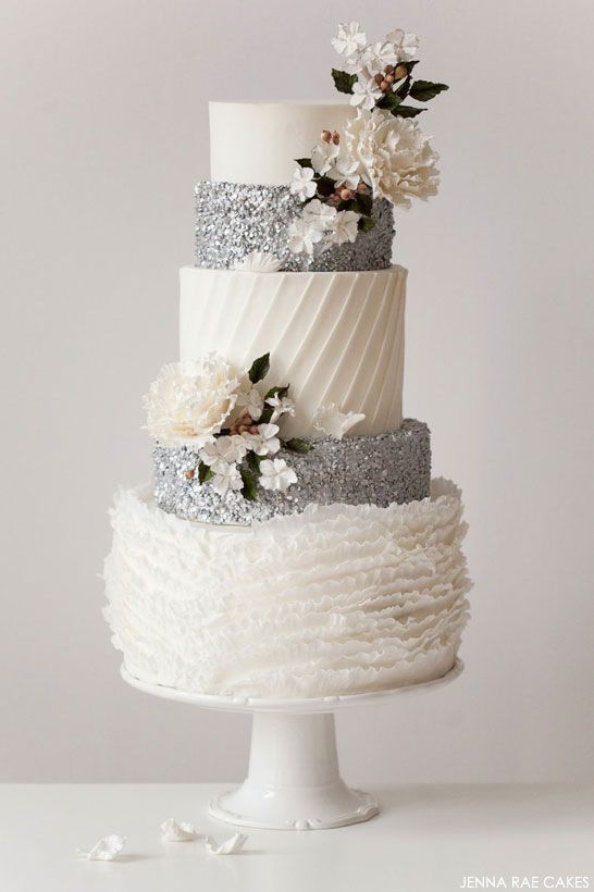 Hochzeit - Color Inspiration: Shining Silver Wedding Ideas