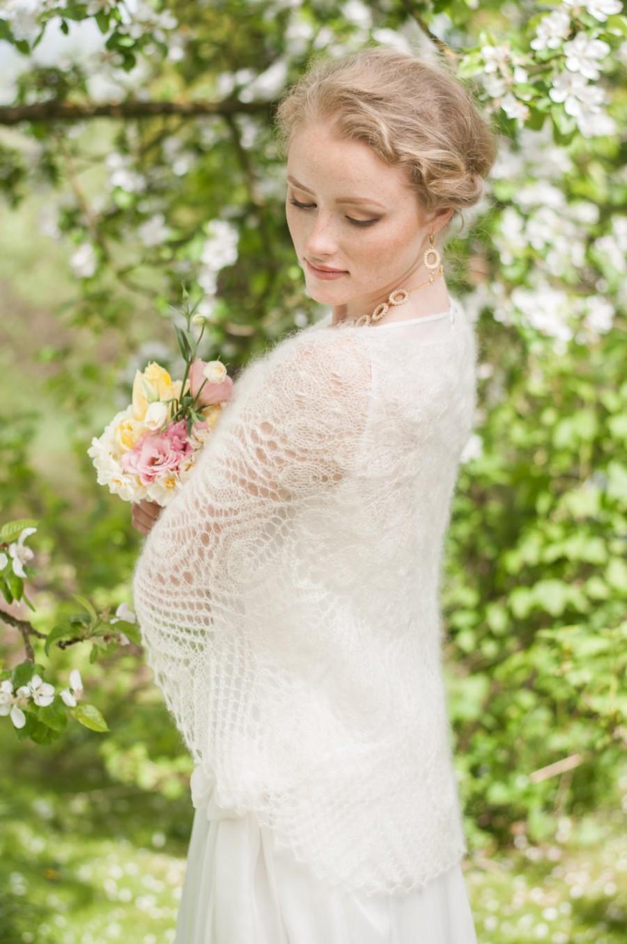 زفاف - Wedding Laces Shawl, Handknitted Wrap, Wedding, Bridal wrap, Ivory Laces Scarf, Mohair with Silk, Handknitted Laces Stola