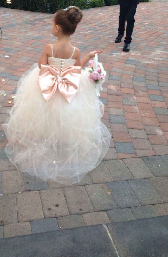 زفاف - 18 Cutest Flower Girl Ideas For Your Wedding Day