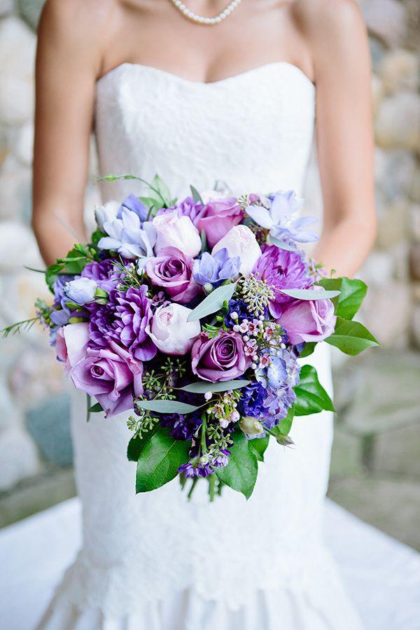 زفاف - Rustic Country Wedding In Purple And Green